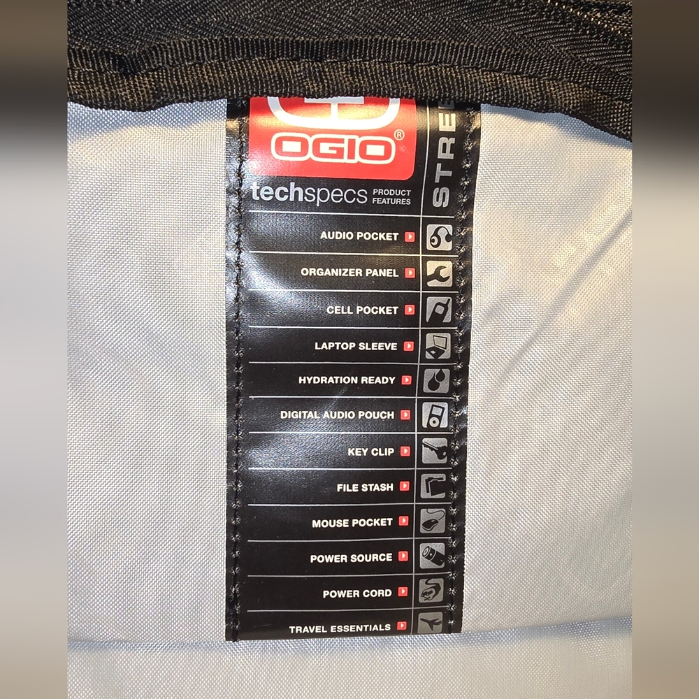 OGIO Black Signature Backpack - Picture 3 of 3